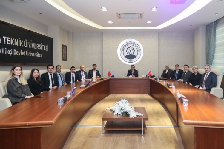 Bursa'da Rekt&ouml;r Prof. Dr. Karademir: Krizi fırsata &ccedil;evirmeyi bildik