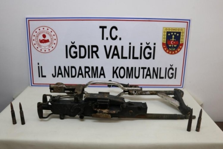 Iğdır'da u&ccedil;aksavar g&ouml;vdesi ve m&uuml;himmatı ele ge&ccedil;irildi