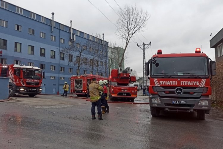 İstanbul'da fabrikada korkutan yangın