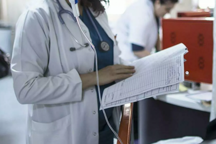 ATO: G&uuml;lhane'de bir kardiyoloji uzmanı şiddete maruz kaldı