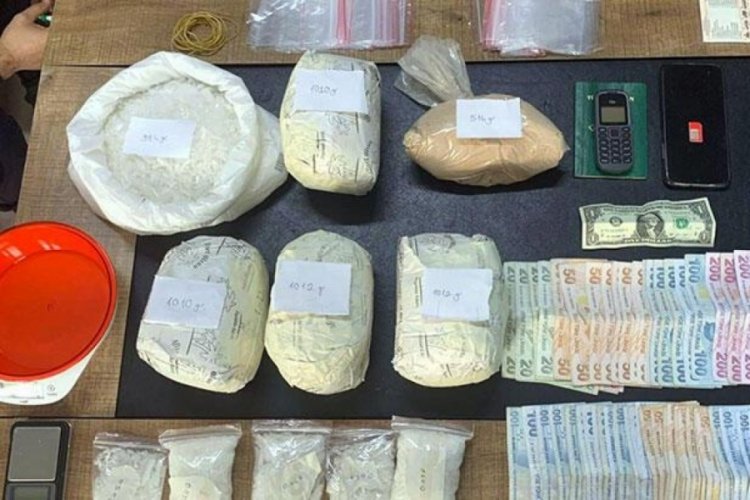 İstanbul'da uyuşturucu operasyonunda 2 kişi tutuklandı
