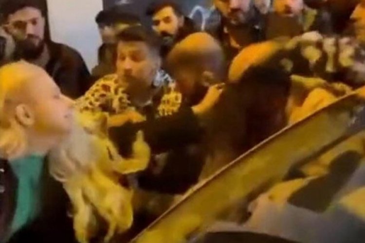 İstanbul'da kadınlar birbirine girdi