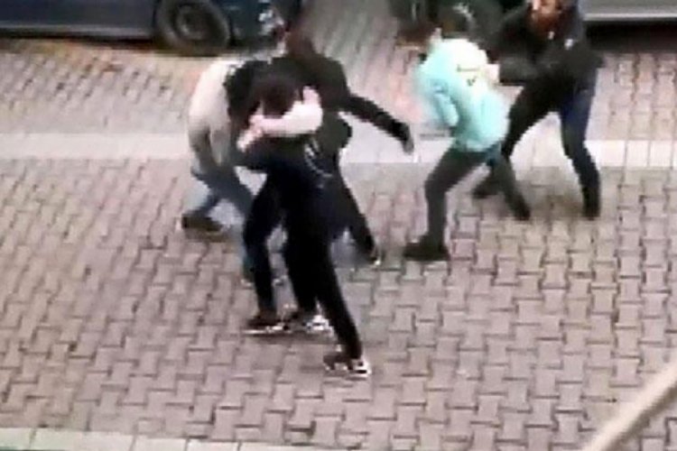 Avcılar'da otopark kavgas: 1 yaralı