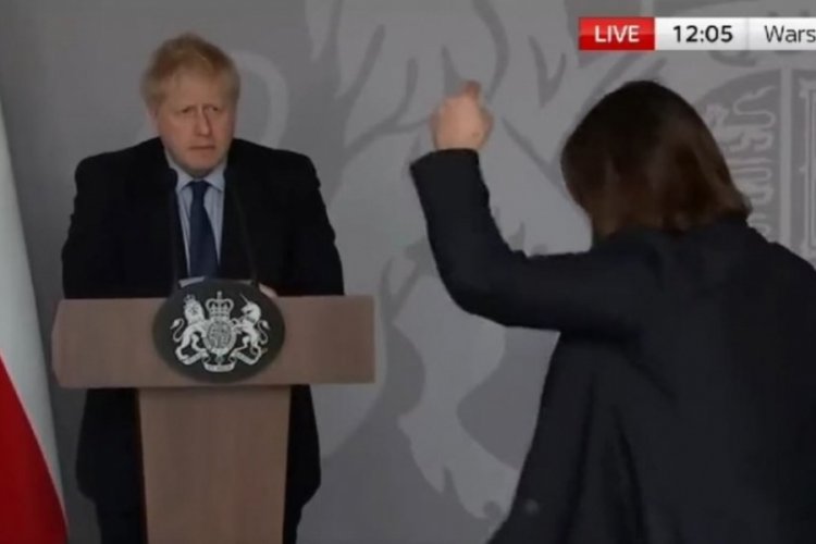 Gazeteciden Boris Johnson'a Ukrayna tepkisi