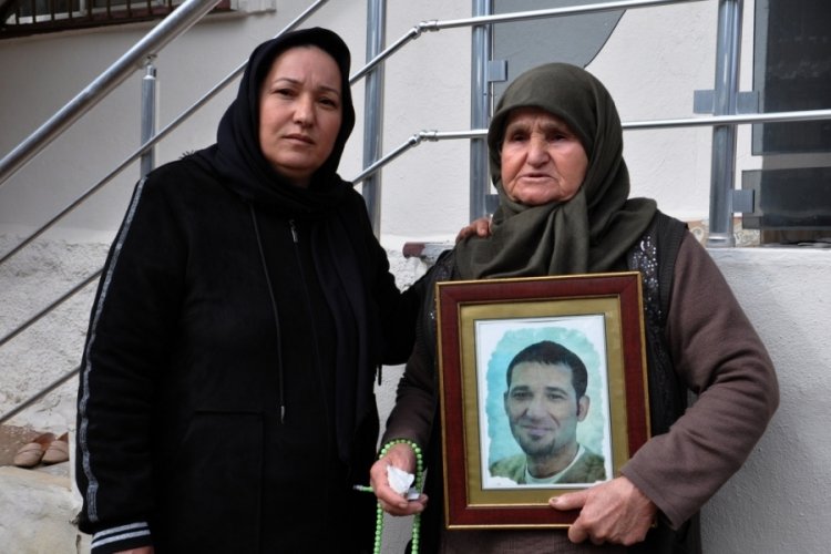 Ailesini g&ouml;rmeye gittiği Ukrayna'da mahsur kaldı