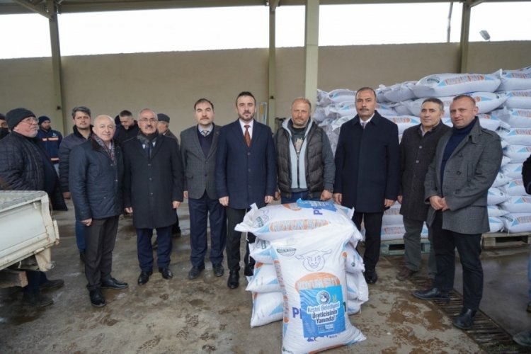 Bursa Kestel'de hayvan &uuml;reticisine destek