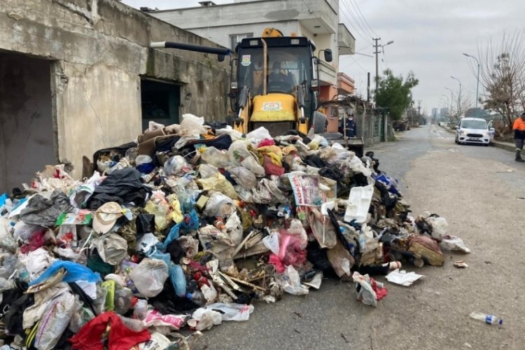 3 kamyon &ccedil;&ouml;p &ccedil;ıkan ev pes dedirtti!