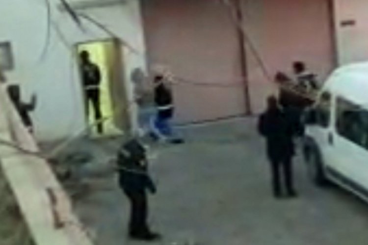 Jigololuk vaadiyle dolandırıcılığa 11 tutuklama