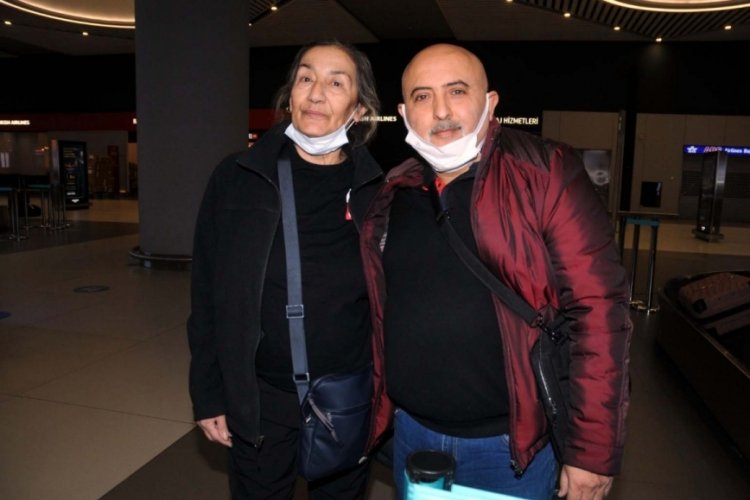 T&uuml;rk vatandaşları tahliye u&ccedil;uşlarıyla İstanbul'a geliyor