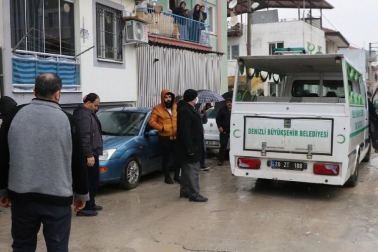 Denizli'de eski eşini, 4 yaşındaki &ccedil;ocuğun g&ouml;zleri &ouml;n&uuml;nde &ouml;ld&uuml;rd&uuml;ğ&uuml; ortaya &ccedil;ıktı