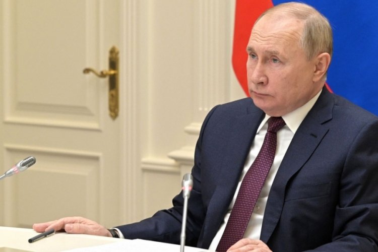 Putin'den iki kritik g&ouml;r&uuml;şme