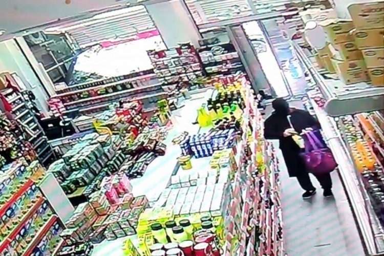 İstanbul'da yaşlı kadın, sıvı yağ &ccedil;aldı!