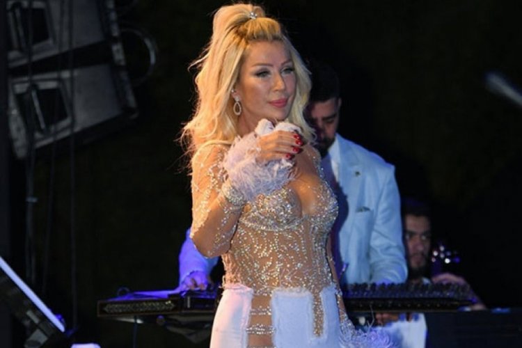 Seda Sayan, aşka k&uuml;smedi