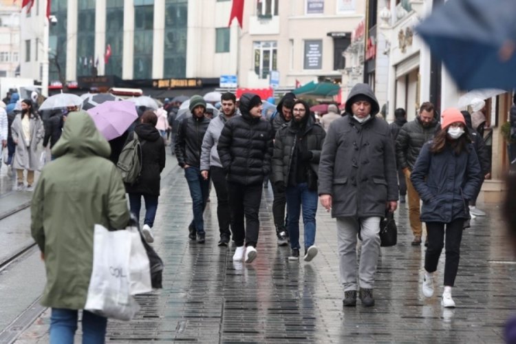 İstiklal'de maske kararının ardından ilk g&uuml;n