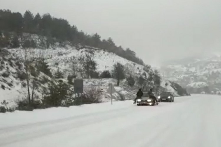Bursa'da kar etkili oldu