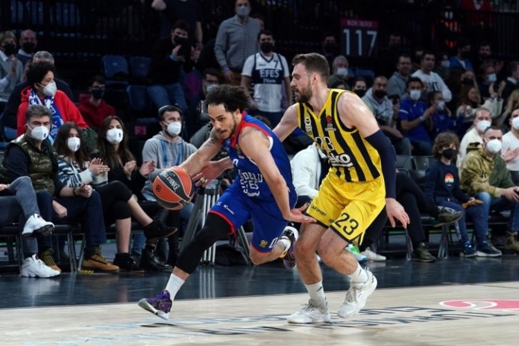 Avrupa'da T&uuml;rk derbisi Anadolu Efes'in