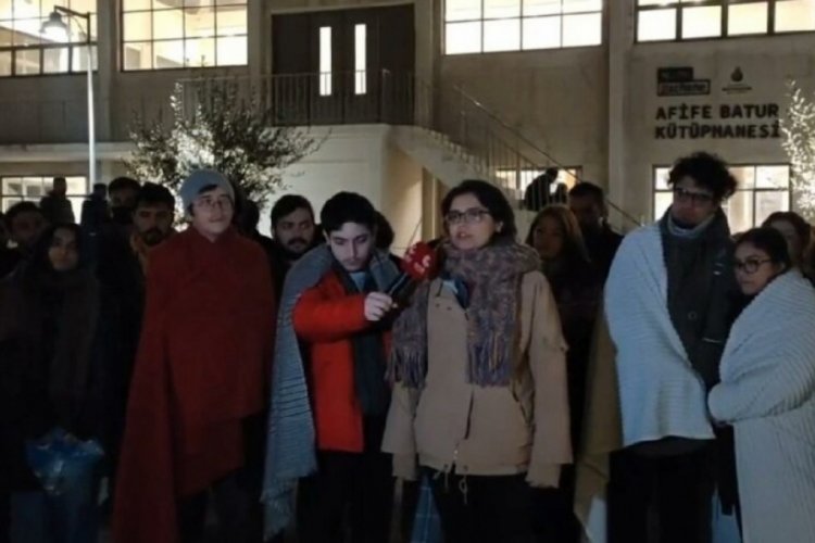 &Uuml;niversitelilerden zam eylemi