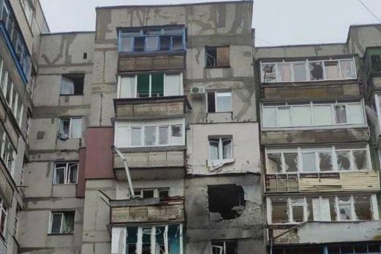Mariupol'de bombardıman devam ediyor