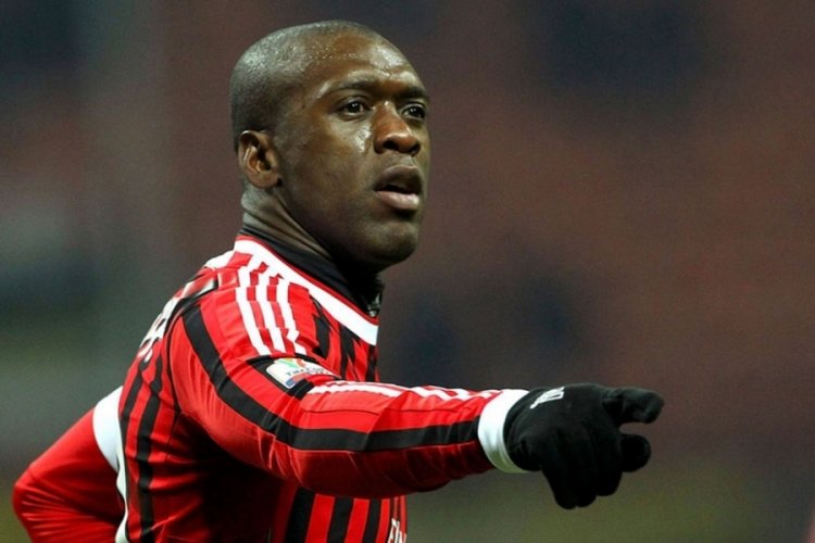 Clarence Seedorf m&uuml;sl&uuml;man oldu