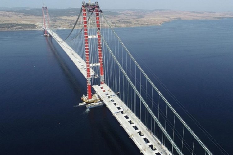 &Ccedil;anakkale 1915 K&ouml;pr&uuml;s&uuml;n&uuml;n bağlantı yolları trafiğe a&ccedil;ılıyor