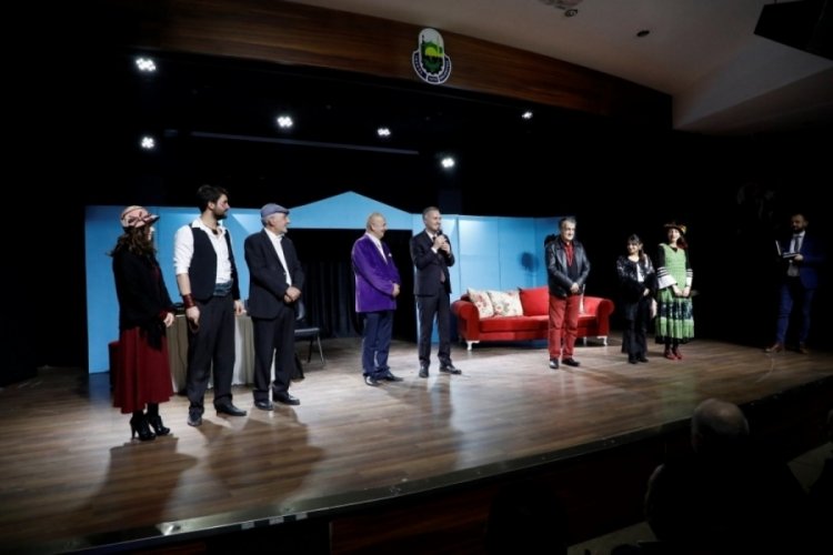 Dursun İstemez adlı oyun Bursa'da İneg&ouml;ll&uuml;lerle buluştu