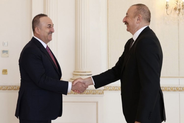 Aliyev, Bakan &Ccedil;avuşoğlu'nu kabul ediyor