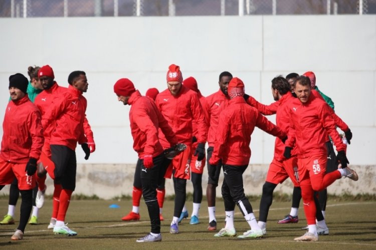 Sivasspor deplasmanda Antalyaspor ile karşılaşacak