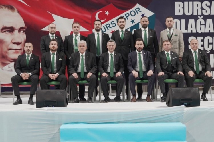 Bursaspor'da g&ouml;rev dağılımı yapıldı