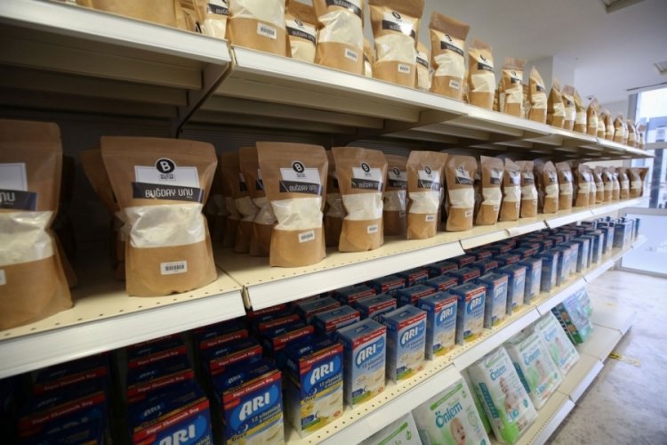Bursa'nın bu marketinde para ge&ccedil;miyor!