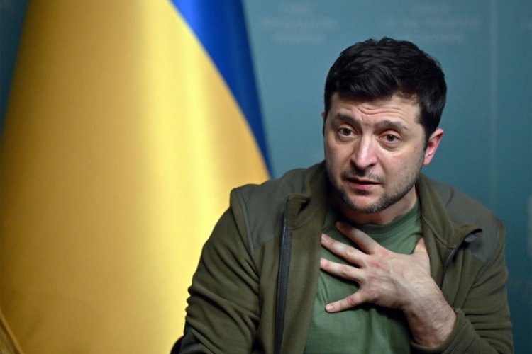 Volodimir Zelenski: Ukrayna'nın hava sahası kapatılmalı
