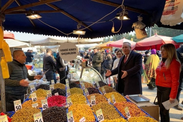 Gelecek Partisi Bursa'dan can yakan faturalara ilgin&ccedil; protesto!