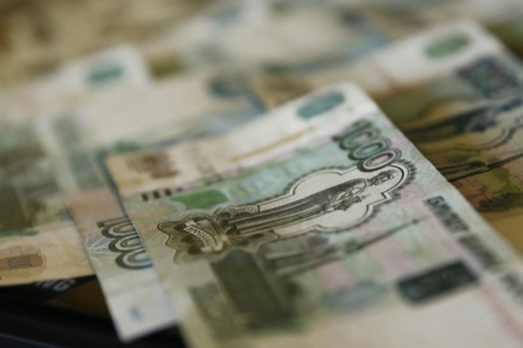Rusya'da para transferi sınırlandırıldı