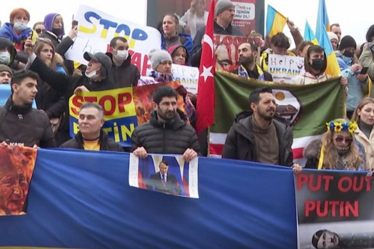 İstanbul'da Rusya protestosu!