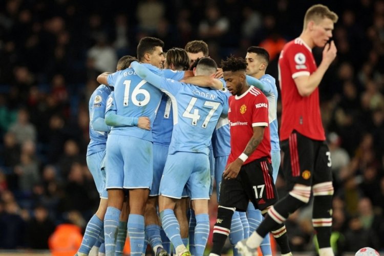 Manchester derbisinde kazanan City!