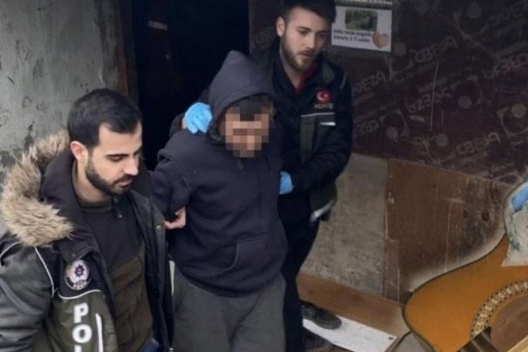 Operasyonda gitardan esrar, yem &ccedil;uvalından silah &ccedil;ıktı!