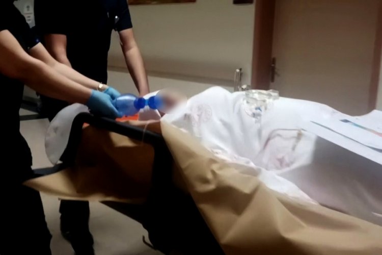 Eşinden boşanmak &uuml;zere olan kadına kanlı pusu!