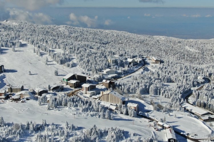 Uludağ'da kar kalınlığı 141 santimetre oldu