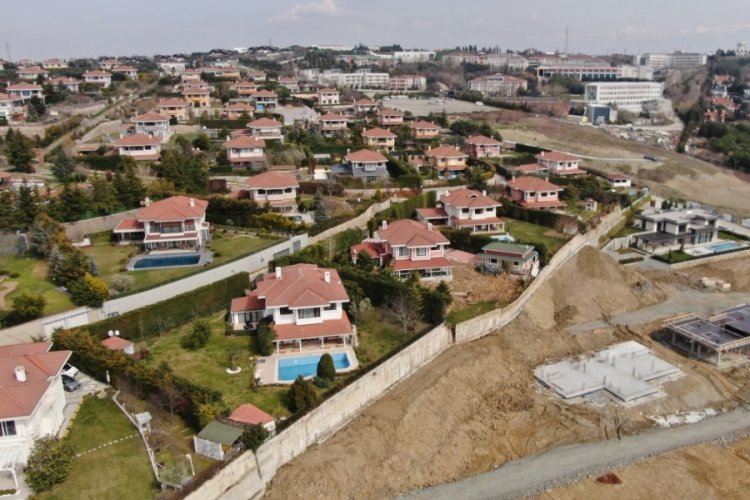 Milyonluk villalar inşaat nedeniyle kaydı