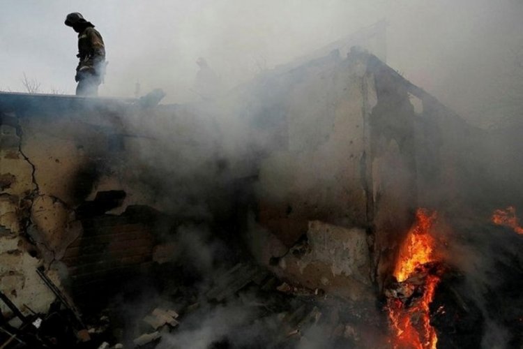 Rusya, Ukrayna'ya f&uuml;ze atmaya devam ediyor