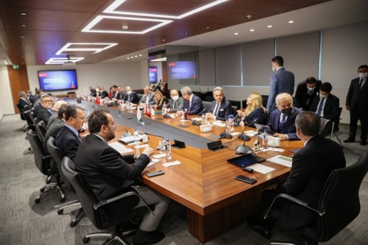 Bakan Nureddin Nebati, DEİK heyetiyle buluştu
