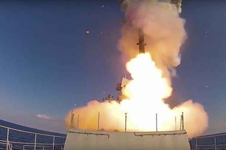 Pentagon duyurdu: Rusya 600 f&uuml;ze fırlattı