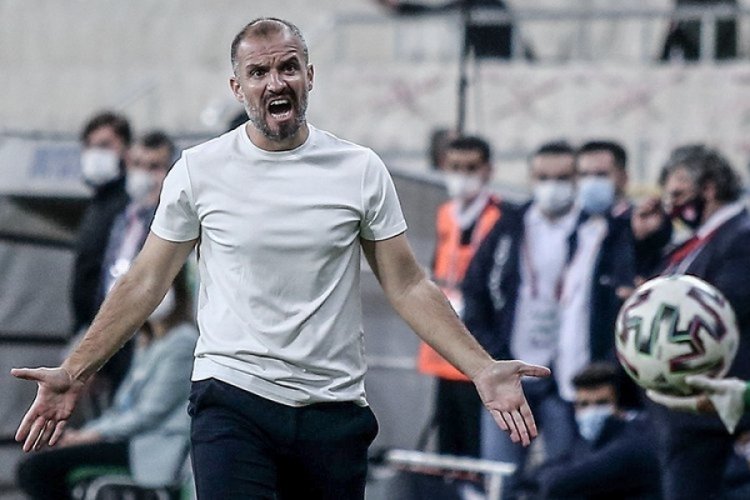 Bursaspor, Mustafa Er'i duyurdu