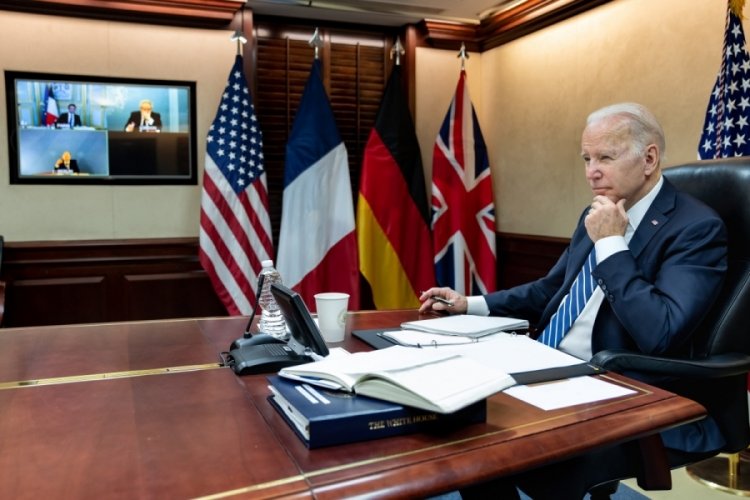 Biden, İngiltere, Almanya ve Fransa lideriyle Rusya-Ukrayna savaşını g&ouml;r&uuml;şt&uuml;