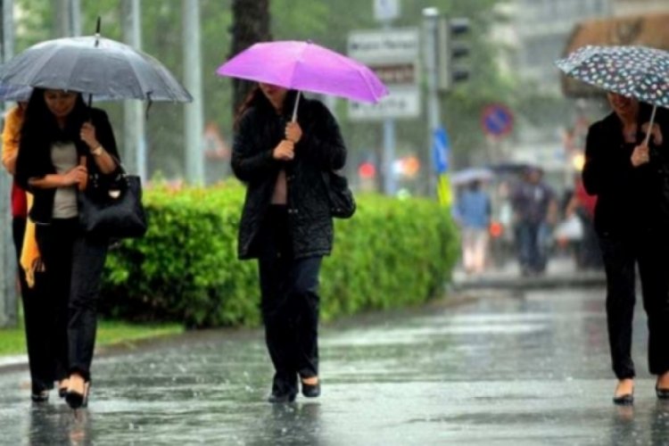 "Son 35 yılın en g&uuml;&ccedil;l&uuml;s&uuml; olacak" denilen kar kapıda... Peki Bursa'da hava durumu nasıl?