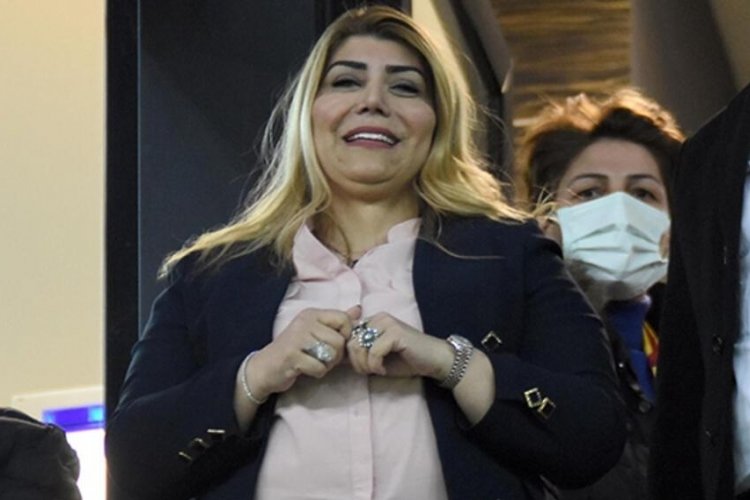Berna G&ouml;zbaşı "Hakem takdir haklarını rakip i&ccedil;in kullandı"