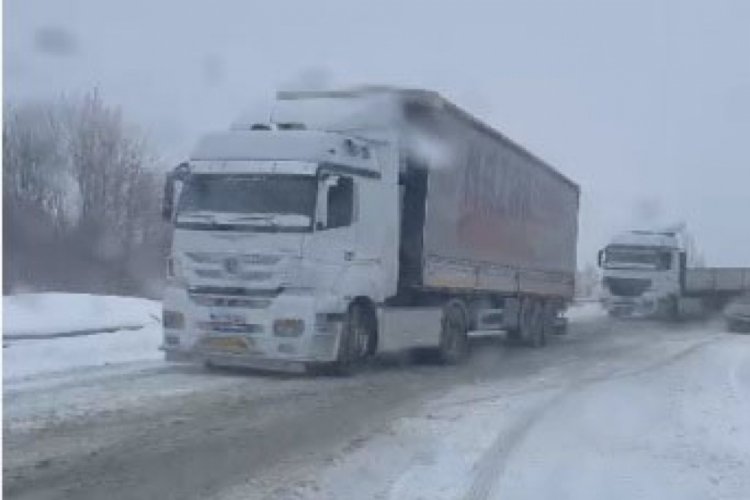 Sivas Geminbeli Ge&ccedil;idi'nde ulaşım aksadı