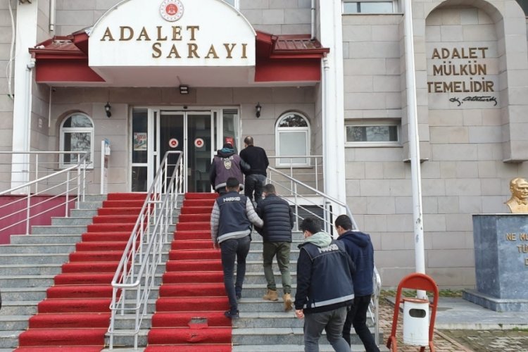 Adıyaman'da uyuşturucuyla yakalanan ş&uuml;pheliler tutuklandı