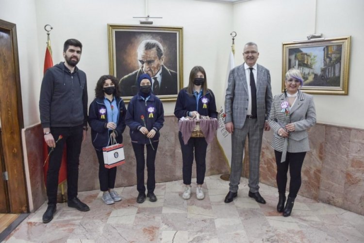 Bursa'da Karacabey, kadınlarıyla &ccedil;ok daha g&uuml;&ccedil;l&uuml;