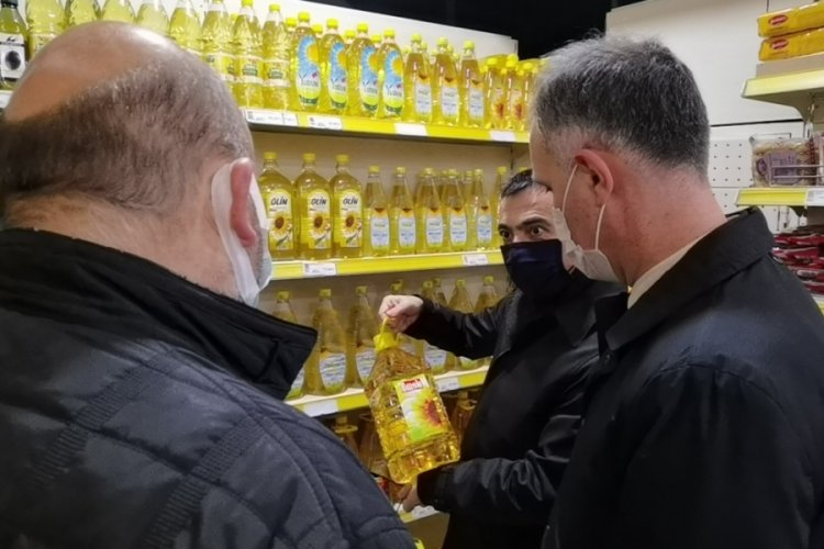 Bursa İneg&ouml;l'de Kaymakam ve Belediye Başkanı market denetimi yaptı