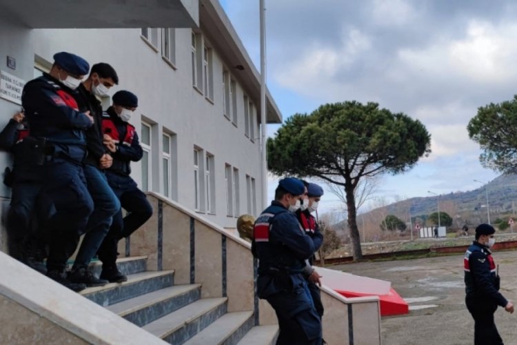 &Ccedil;anakkale G&ouml;k&ccedil;eada'da 2 hırsızlık h&uuml;k&uuml;ml&uuml;s&uuml; yakalandı